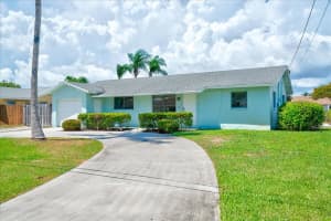 644  Eagle Drive, Delray Beach, FL 33444 Sold 11/30/22