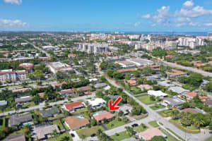 241 SW 13th St, Boca Raton, FL 33432, Sold 11/07/22