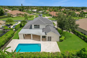 2337  Greenview Cove Drive, Wellington, FL 33414 Sold 10/07/22