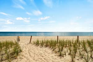 170 N Ocean Blvd, Palm Beach, FL 33480, Sold 03/10/23