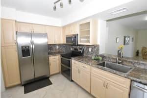 7370 S Oriole Boulevard   502, Delray Beach, FL 33446 Sold 11/07/22