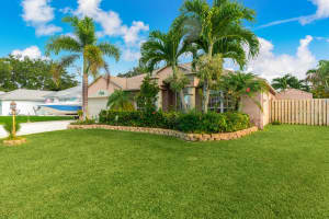 536 NE Pecos Way, Jensen Beach, FL 34957 Sold 10/17/22