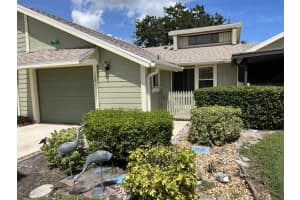 1561 SE Lynshire Court, Port Saint Lucie, FL 34952 Sold 10/03/22