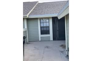 1542 SE Colchester Circle, Port Saint Lucie, FL 34952 Sold 11/14/22