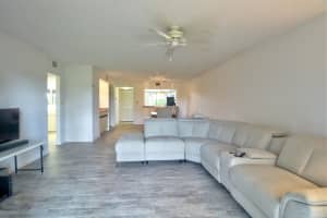 3400  Twin Lakes Terrace   103, Fort Pierce, FL 34951 Sold 10/03/22
