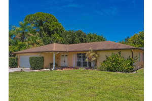 1543 NW Spruce Ridge Drive, Stuart, FL 34994 Sold 10/21/22