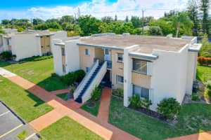 1310 NE 14th Court   K- 19, Jensen Beach, FL 34957 Sold 02/28/23