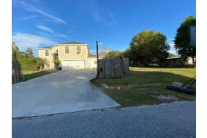 3708 Nw 17th Avenue Okeechobee, FL 34972 Sold 02/27/23