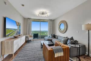 700 E Boynton Beach Boulevard   Ph 8, Boynton Beach, FL 33435 Sold 11/07/22