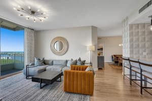 700 E Boynton Beach Boulevard   Ph 8, Boynton Beach, FL 33435 Sold 11/07/22