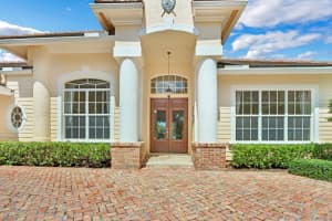 18530 SE Lakeside Drive, Tequesta, FL 33469 Sold 12/16/22