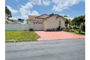 116 S Wedgewood Lakes  S, Green Acres, FL 33463 Sold 12/09/22