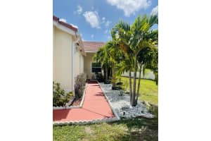 116 S Wedgewood Lakes  S, Green Acres, FL 33463 Sold 12/09/22