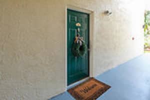 1104  Myrtlewood Circle  E 1104, Palm Beach Gardens, FL 33418 Sold 10/07/22