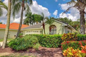 2139 SW Augusta Trace Trace, Palm City, FL 34990 Sold 11/09/22
