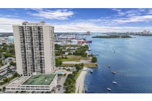 5600 N Flagler Drive   803, West Palm Beach, FL 33407 Sold 12/02/22