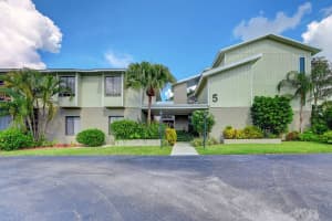 800 NW Fork Road   5-7, Stuart, FL 34994 Sold 10/18/22