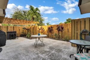 1803  18th Lane, Palm Beach Gardens, FL 33418 Sold 11/28/22