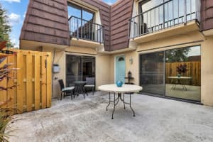 1803  18th Lane, Palm Beach Gardens, FL 33418 Sold 11/28/22