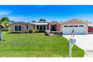 227 SW Riverway Boulevard, Palm City, FL 34990 Sold 06/01/23