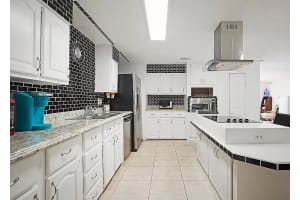 2555 PGA Boulevard, Palm Beach Gardens, FL 33410, Sold 11/07/22