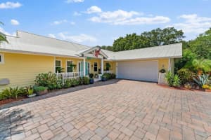 4120 SE Whiticar Way, Stuart, FL 34997, Sold 02/07/23