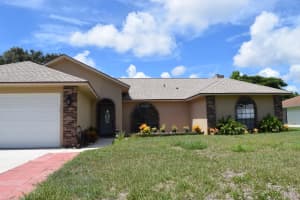 5303  Eagle Drive, Fort Pierce, FL 34951 Sold 10/25/22