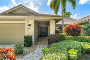 2413 NW 40th Circle, Boca Raton, FL 33431 Sold 11/30/22