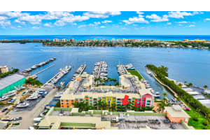 806 E Windward Way   416, Lantana, FL 33462 Sold 10/13/22
