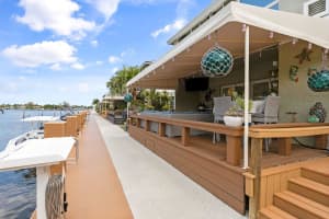 731 NE 12th Terrace   8, Boynton Beach, FL 33435 Sold 11/18/22