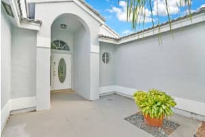 4908  Broadstone Circle, West Palm Beach, FL 33417 Sold 10/17/22