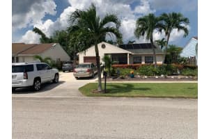 5157  Canal Circle  S, Lake Worth Beach, FL 33467 Sold 12/01/22