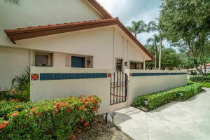 6031 SE Martinique Drive   101, Stuart, FL 34997 Sold 12/15/22