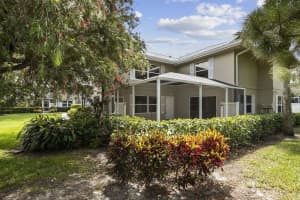 2864 SW Lakemont Place, Palm City, FL 34990 Sold 10/20/22