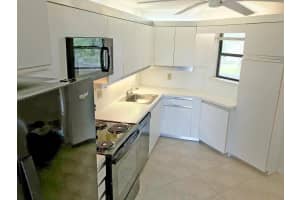 5901  Camino Del Sol    402, Boca Raton, FL 33433 Sold 10/14/22