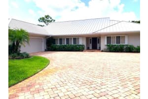 5804 SE Glen Eagle Way, Stuart, FL 34997, Sold 02/21/23