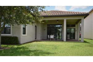 16818  Bridge Crossing Circle, Delray Beach, FL 33446 Sold 12/02/22