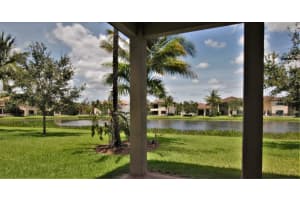 16818  Bridge Crossing Circle, Delray Beach, FL 33446 Sold 12/02/22