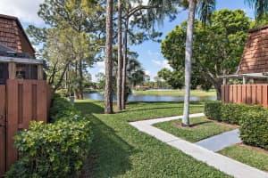 1516  15th Lane, Green Acres, FL 33463 Sold 10/21/22