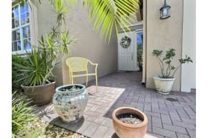 11001  Carmelcove Circle, Boynton Beach, FL 33473 Sold 11/29/22