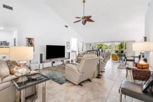 2378  Saratoga Bay Drive, West Palm Beach, FL 33409 Sold 11/18/22