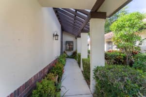 4732 Boxwood Cir, Boynton Beach, FL 33436, Sold 10/28/22
