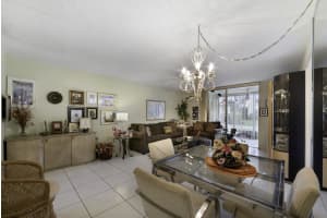 18 Willowbrook Ln, Delray Beach, FL 33446, Sold 11/08/22