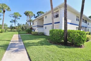 1506 SE Royal Green Cir, Port St. Lucie, FL 34952, Sold 09/29/22