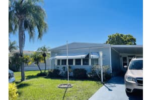 100 E Caribbean Lane, Port Saint Lucie, FL 34952 Sold 02/17/23
