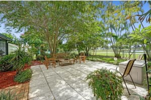 5336  Courtney Circle, Boynton Beach, FL 33472 Sold 11/18/22