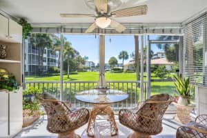 900  Dogwood Drive   135, Delray Beach, FL 33483 Sold 11/01/22