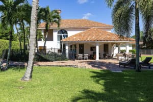 2400 Newbury Court, Wellington, FL 33414 Sold 03/28/24