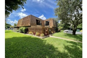 1724 E Forest Lakes    C, West Palm Beach, FL 33406 Sold 10/21/22