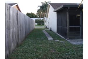4633 Blue Pine Cir, Lake Worth, FL 33463, Sold 04/26/23